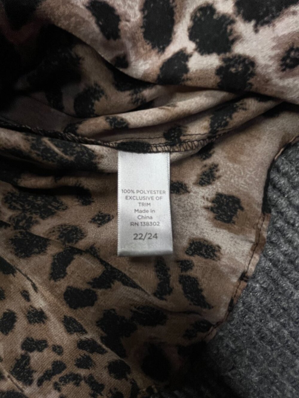 Avenue Brown Leopard Print Women's Blouse Size 22/24 Lightweight Flowy - Picture 10 of 12